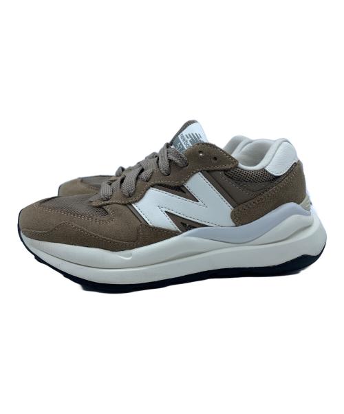 NEW BALANCE（ニューバランス）NEW BALANCE (ニューバランス) ローカットスニーカー ブラウン×ホワイト サイズ:24の古着・服飾アイテム