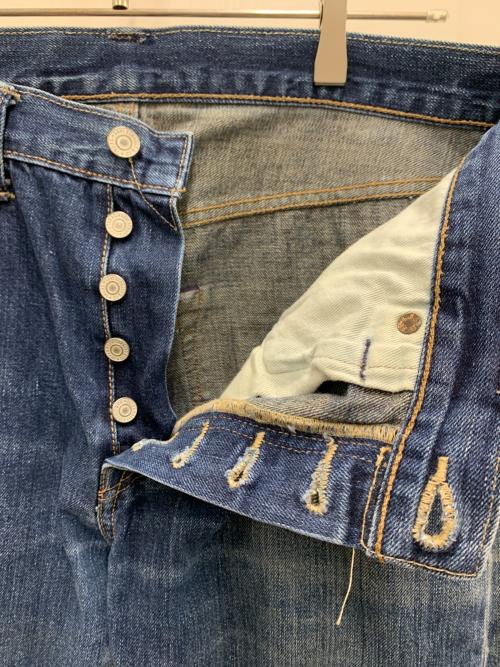 LEVI'S（リーバイス）LEVI'S (リーバイス) デニムパンツ インディゴ サイズ:W34×L34の古着・服飾アイテム