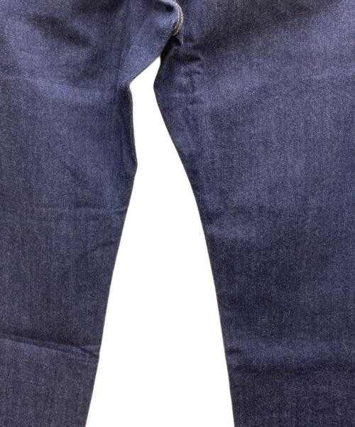 MOANDMO CLOTHING（モーアンドモークロージング）MOANDMO CLOTHING (モーアンドモークロージング) AVIREX (アヴィレックス) デニムパンツ インディゴ サイズ:36 未使用品の古着・服飾アイテム