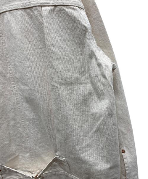 MOANDMO CLOTHING（モーアンドモークロージング）MOANDMO CLOTHING (モーアンドモークロージング) AVIREX (アヴィレックス) デニムジャケット ベージュ サイズ:XL 未使用品の古着・服飾アイテム