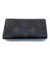 LOUIS VUITTON (ルイ ヴィトン) 4連キーケース：7000円
