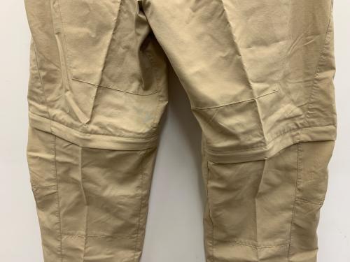 NIKE ACG（ナイキエーシージー）NIKE ACG (ナイキエーシージー) カーゴパンツ ベージュ サイズ:LSの古着・服飾アイテム