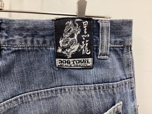 DOG TOWN（ドッグ タウン）DOG TOWN (ドッグ タウン) 刺繡デニムパンツ インディゴ サイズ:Lの古着・服飾アイテム