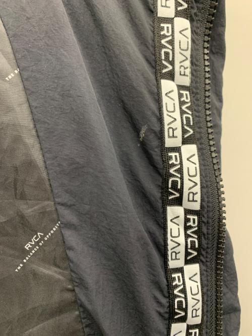 RVCA（ルーカ）RVCA (ルーカ) 中綿ジャケット ブラック サイズ:Mの古着・服飾アイテム
