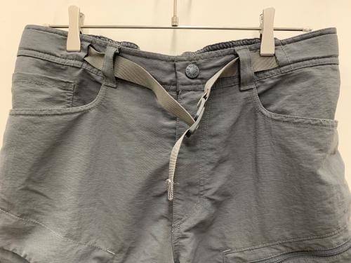 THE NORTH FACE（ザ ノース フェイス）THE NORTH FACE (ザ ノース フェイス) ハーフパンツ グレー サイズ:Mの古着・服飾アイテム