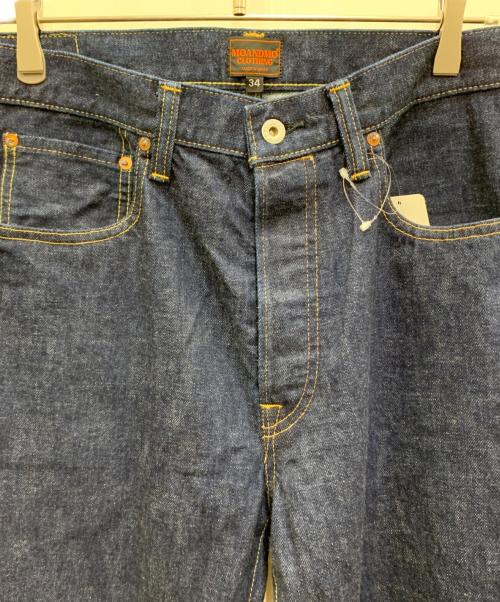 MOANDMO CLOTHING（モーアンドモークロージング）MOANDMO CLOTHING (モーアンドモークロージング) デニムパンツ インディゴ サイズ:W34×L34 未使用品の古着・服飾アイテム