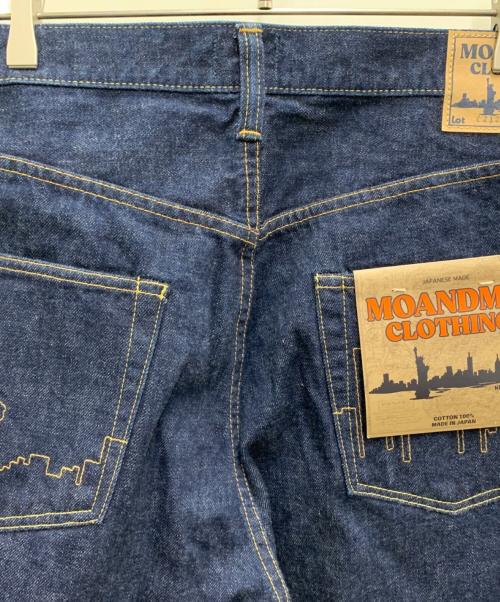 MOANDMO CLOTHING（モーアンドモークロージング）MOANDMO CLOTHING (モーアンドモークロージング) デニムパンツ インディゴ サイズ:W34×L34 未使用品の古着・服飾アイテム
