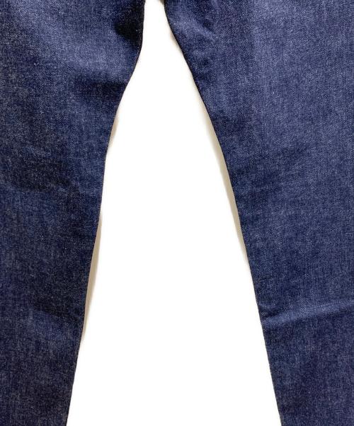 MOANDMO CLOTHING（モーアンドモークロージング）MOANDMO CLOTHING (モーアンドモークロージング) デニムパンツ インディゴ サイズ:W34×L34 未使用品の古着・服飾アイテム