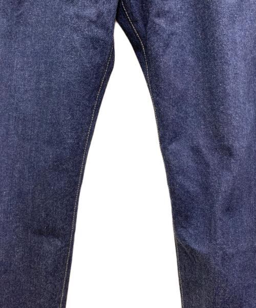 MOANDMO CLOTHING（モーアンドモークロージング）MOANDMO CLOTHING (モーアンドモークロージング) AVIREX (アヴィレックス) デニムパンツ インディゴ サイズ:W34×L32 未使用品の古着・服飾アイテム