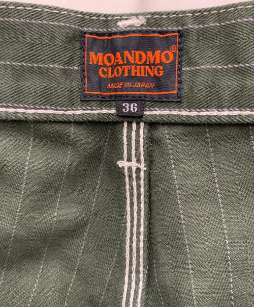 MOANDMO CLOTHING（モーアンドモークロージング）MOANDMO CLOTHING (モーアンドモークロージング) チノパン グリーン サイズ:W36 未使用品の古着・服飾アイテム