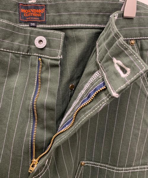 MOANDMO CLOTHING（モーアンドモークロージング）MOANDMO CLOTHING (モーアンドモークロージング) チノパン グリーン サイズ:W36 未使用品の古着・服飾アイテム