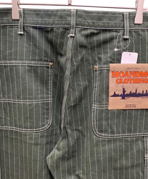 MOANDMO CLOTHING（モーアンドモークロージング）MOANDMO CLOTHING (モーアンドモークロージング) チノパン グリーン サイズ:W36 未使用品の古着・服飾アイテム
