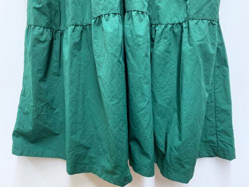 LOWRYS FARM（ローリーズファーム）LOWRYS FARM (ローリーズファーム) 長袖ワンピース グリーン サイズ:Fの古着・服飾アイテム