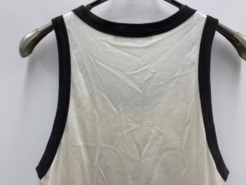 DOLCE & GABBANA（ドルチェ＆ガッバーナ）DOLCE & GABBANA (ドルチェ＆ガッバーナ) ノースリーブカットソー アイボリー サイズ:46の古着・服飾アイテム
