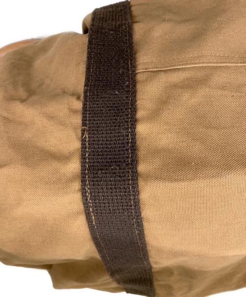 CarHartt（カーハート）CarHartt (カーハート) ドラムボストンバック ブラウンの古着・服飾アイテム