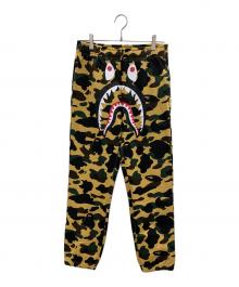 A BATHING APE（アベイシングエイプ）の古着「シャークスウェットパンツ」｜ベージュ