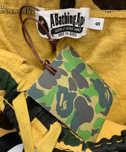 A BATHING APE（アベイシングエイプ）A BATHING APE (アベイシングエイプ) シャークスウェットパンツ ベージュ サイズ:S 未使用品の古着・服飾アイテム