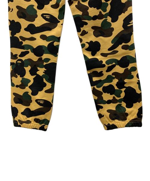 A BATHING APE（アベイシングエイプ）A BATHING APE (アベイシングエイプ) シャークスウェットパンツ ベージュ サイズ:S 未使用品の古着・服飾アイテム