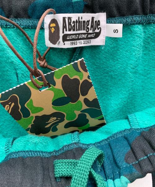 A BATHING APE（アベイシングエイプ）A BATHING APE (アベイシングエイプ) シャークスウェットパンツ グリーン サイズ:S 未使用品の古着・服飾アイテム