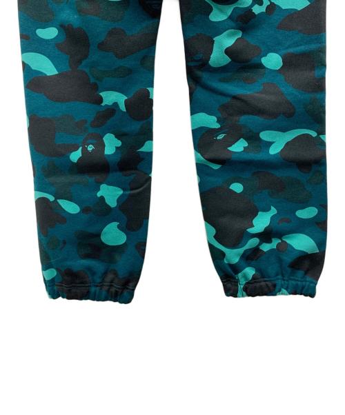 A BATHING APE（アベイシングエイプ）A BATHING APE (アベイシングエイプ) シャークスウェットパンツ グリーン サイズ:S 未使用品の古着・服飾アイテム
