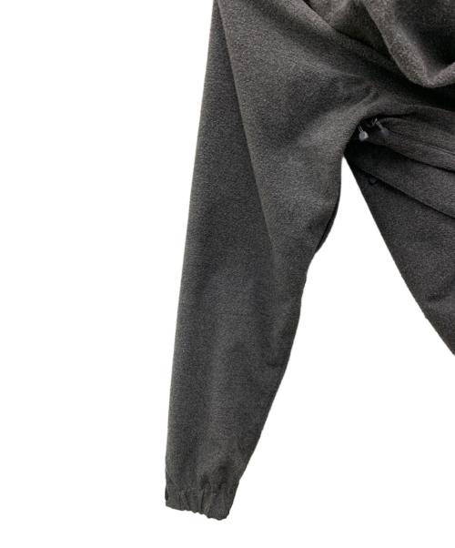 THE NORTH FACE（ザ ノース フェイス）THE NORTH FACE (ザ ノース フェイス) ジャケット グレー サイズ:Mの古着・服飾アイテム