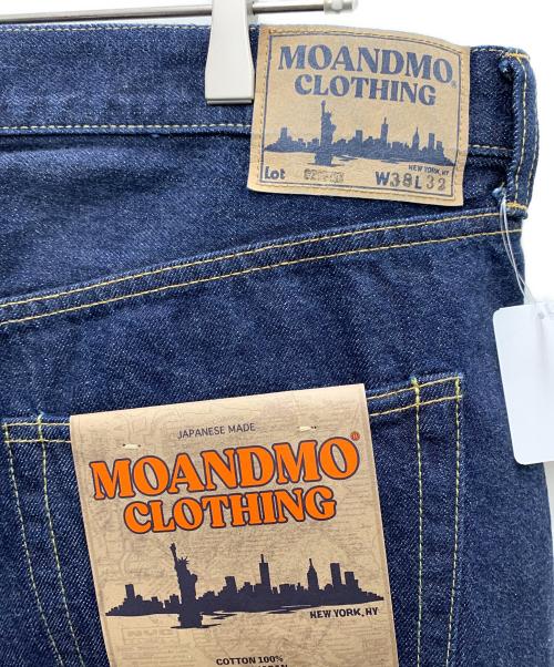MOANDMO CLOTHING（モーアンドモークロージング）MOANDMO CLOTHING (モーアンドモークロージング) デニムパンツ インディゴ サイズ:W38×L32 未使用品の古着・服飾アイテム