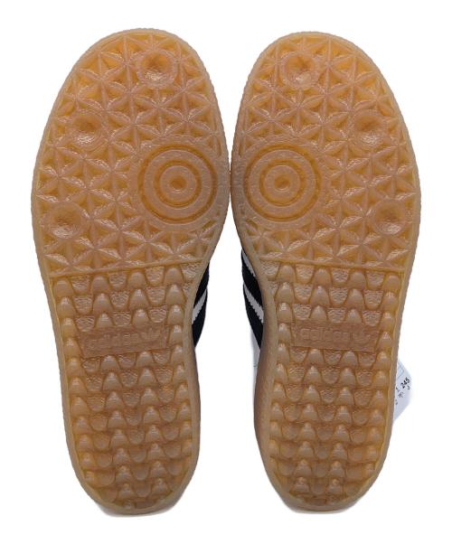 adidas（アディダス）adidas (アディダス) スニーカー ホワイト×ブラック サイズ:24.5 未使用品の古着・服飾アイテム