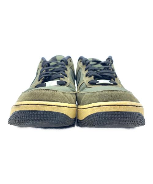 NIKE（ナイキ）NIKE (ナイキ) UNDEFEATED (アンディフィーテッド) スニーカー オリーブ サイズ:27.5の古着・服飾アイテム