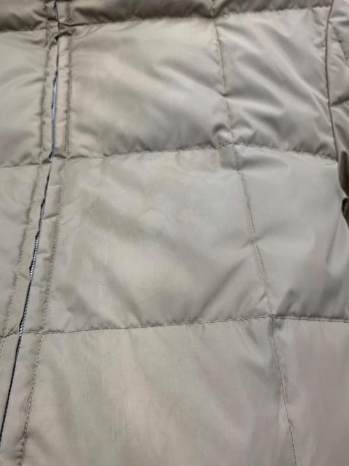 BURBERRY（バーバリー）BURBERRY (バーバリー) ダウンジャケット ベージュ サイズ:Mの古着・服飾アイテム
