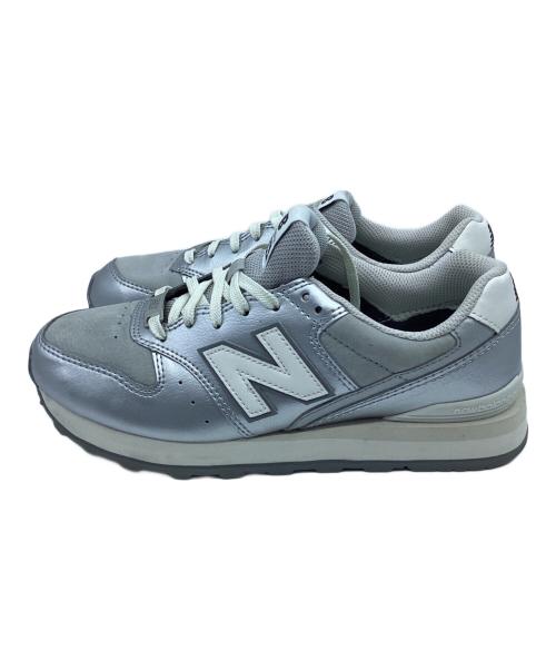 NEW BALANCE（ニューバランス）NEW BALANCE (ニューバランス) スニーカー シルバー サイズ:24の古着・服飾アイテム