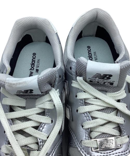 NEW BALANCE（ニューバランス）NEW BALANCE (ニューバランス) スニーカー シルバー サイズ:24の古着・服飾アイテム
