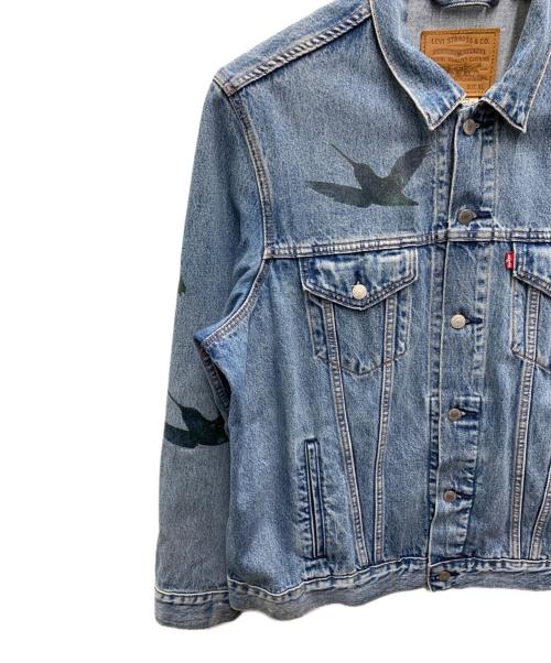LEVI'S（リーバイス）LEVI'S (リーバイス) ソングバードプリントデニムジャケット インディゴ サイズ:XLの古着・服飾アイテム