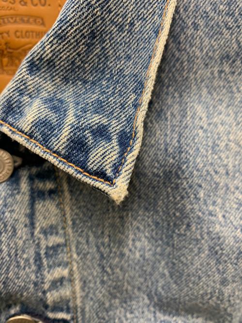 LEVI'S（リーバイス）LEVI'S (リーバイス) ソングバードプリントデニムジャケット インディゴ サイズ:XLの古着・服飾アイテム