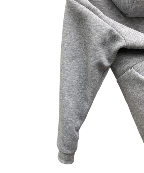 THE NORTH FACE（ザ ノース フェイス）THE NORTH FACE (ザ ノース フェイス) リバーシブルテックエアーフーディ グレー×オリーブ サイズ:Sの古着・服飾アイテム