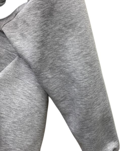 THE NORTH FACE（ザ ノース フェイス）THE NORTH FACE (ザ ノース フェイス) リバーシブルテックエアーフーディ グレー×オリーブ サイズ:Sの古着・服飾アイテム