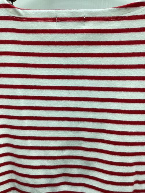 pillings（ピリングス）pillings (ピリングス) 長袖カットソー レッド サイズ:FREE 未使用品の古着・服飾アイテム