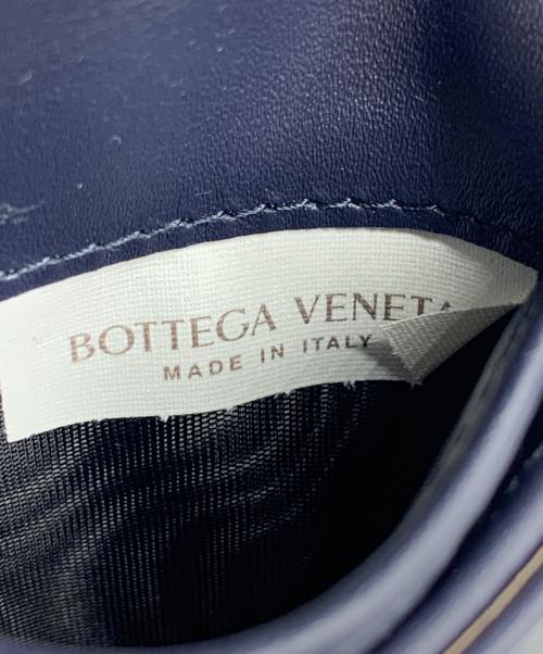 BOTTEGA VENETA（ボッテガベネタ）BOTTEGA VENETA (ボッテガベネタ) 2つ折り財布 ネイビーの古着・服飾アイテム