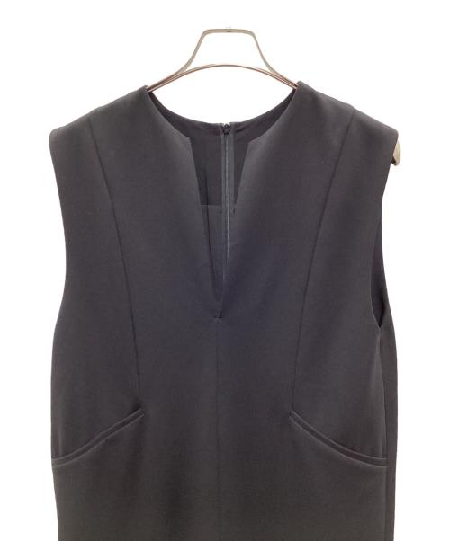 UNFILO（アンフィーロ）UNFILO (アンフィーロ) ノースリーブ・キャミソールワンピース ブラック サイズ:Lの古着・服飾アイテム