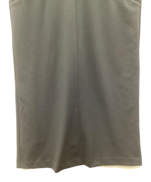 UNFILO（アンフィーロ）UNFILO (アンフィーロ) ノースリーブ・キャミソールワンピース ブラック サイズ:Lの古着・服飾アイテム