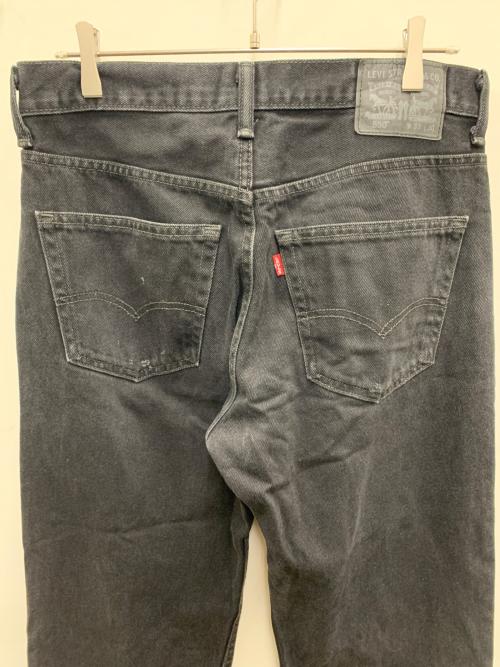 LEVI'S（リーバイス）LEVI'S (リーバイス) デニムパンツ ブラック サイズ:W33×L30の古着・服飾アイテム