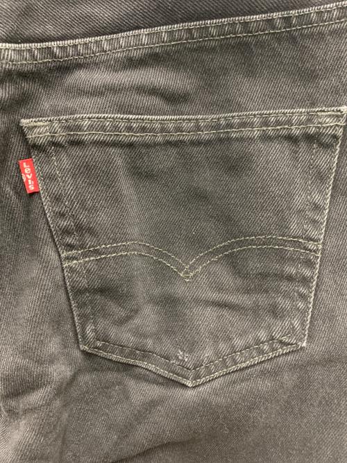 LEVI'S（リーバイス）LEVI'S (リーバイス) デニムパンツ ブラック サイズ:W33×L30の古着・服飾アイテム