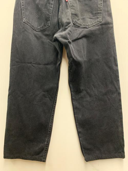 LEVI'S（リーバイス）LEVI'S (リーバイス) デニムパンツ ブラック サイズ:W33×L30の古着・服飾アイテム