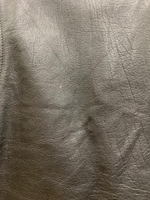 GENUINE LEATHER（ジェニュインレザー）GENUINE LEATHER (ジェニュインレザー) ダブルライダースジャケット ブラック サイズ:Mの古着・服飾アイテム