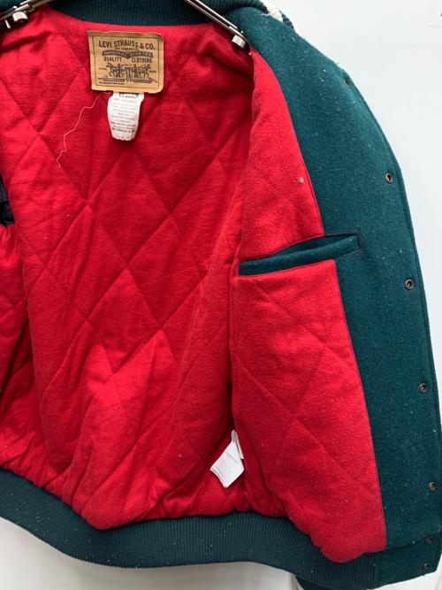 LEVI'S（リーバイス）LEVI'S (リーバイス) スタジャン グリーン×ホワイト サイズ:Sの古着・服飾アイテム