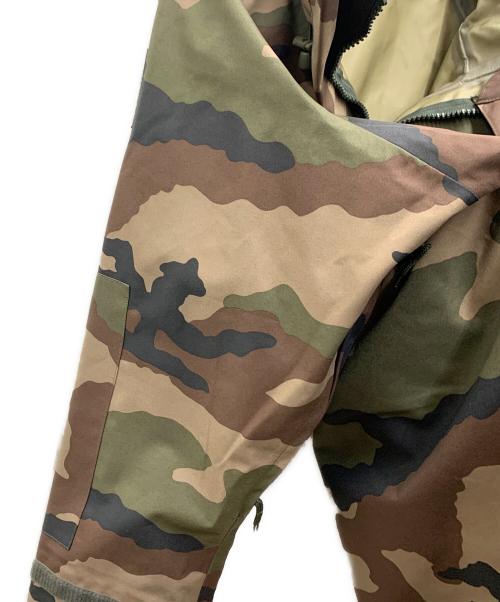 VTN（ブイティーエヌ）VTN (ブイティーエヌ) ミリタリージャケット グリーン×ベージュ サイズ:XLの古着・服飾アイテム
