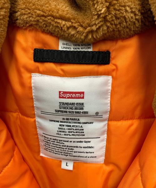 SUPREME（シュプリーム）Supreme (シュプリーム) 中綿ジャケット ブラック×オレンジ サイズ:Lの古着・服飾アイテム