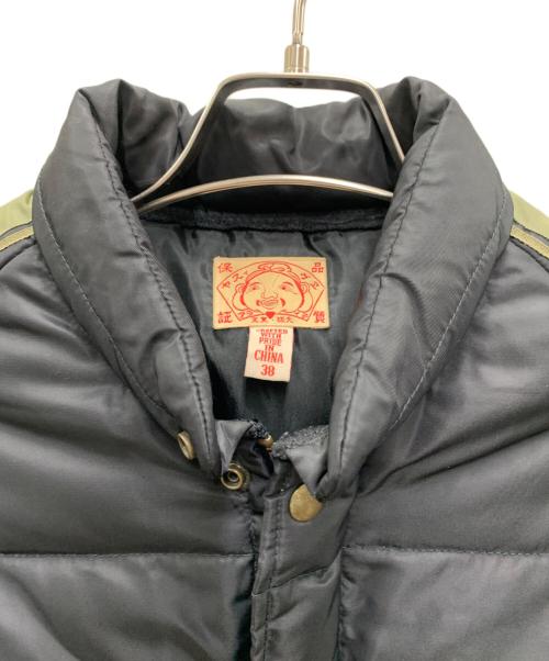 EVISU（エヴィス）EVISU (エヴィス) ダウンジャケット ブラック×カーキ サイズ:38の古着・服飾アイテム