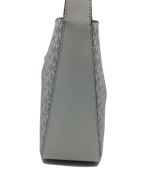 MICHAEL KORS（マイケルコース）MICHAEL KORS (マイケルコース) ショルダーバッグ ベージュの古着・服飾アイテム