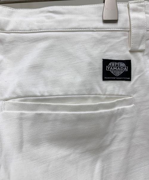 TATTOO STUDIO YAMADA（タトゥースタジオヤマダ）TATTOO STUDIO YAMADA (タトゥースタジオヤマダ) パンツ ホワイト サイズ:81の古着・服飾アイテム