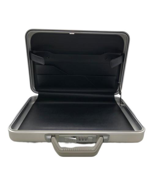 ZERO HALLIBURTON（ゼロ ハリバートン）ZERO HALLIBURTON (ゼロハリバートン) アタッシュケース／ATTACHE CASE グレーの古着・服飾アイテム